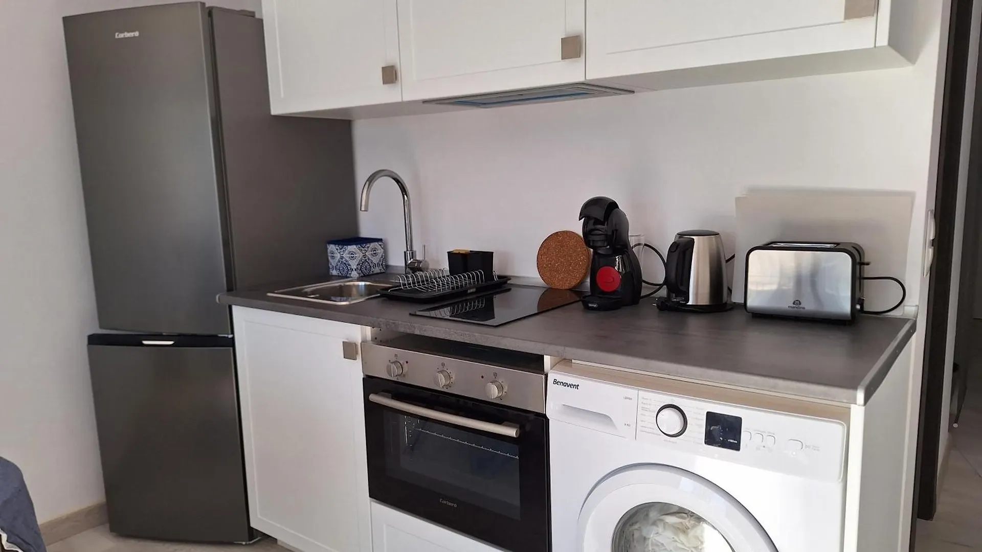 Superb Seaview Apartment Duquesa Port مانيلفا 0*,  إسبانيا